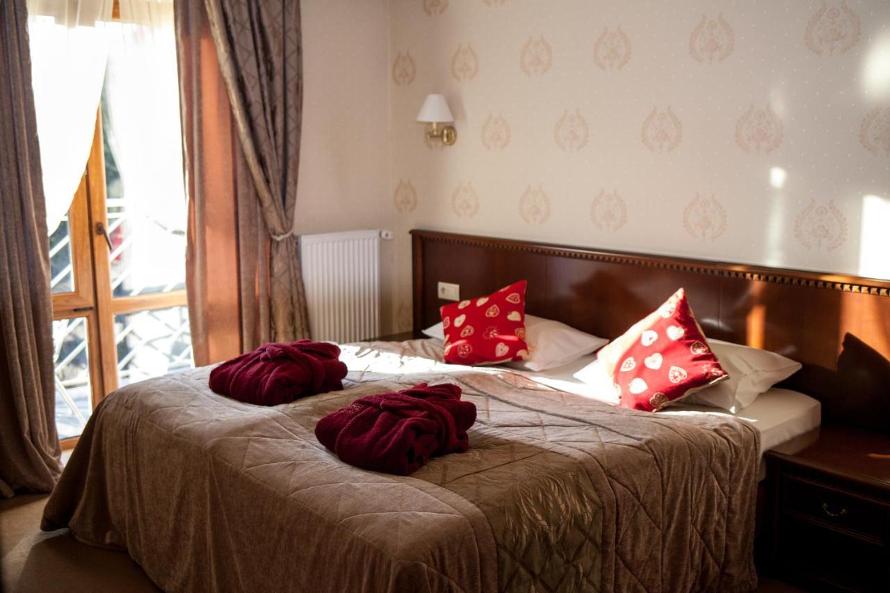 Romantik Spa Hotel Yaremtche Extérieur photo